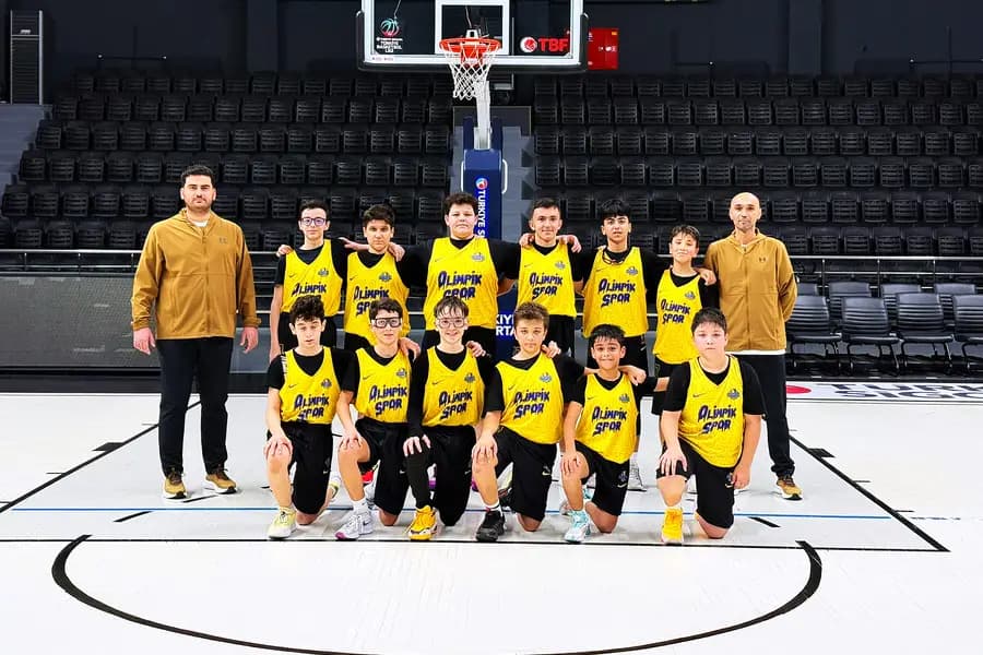 Basketbol takımımız sahada