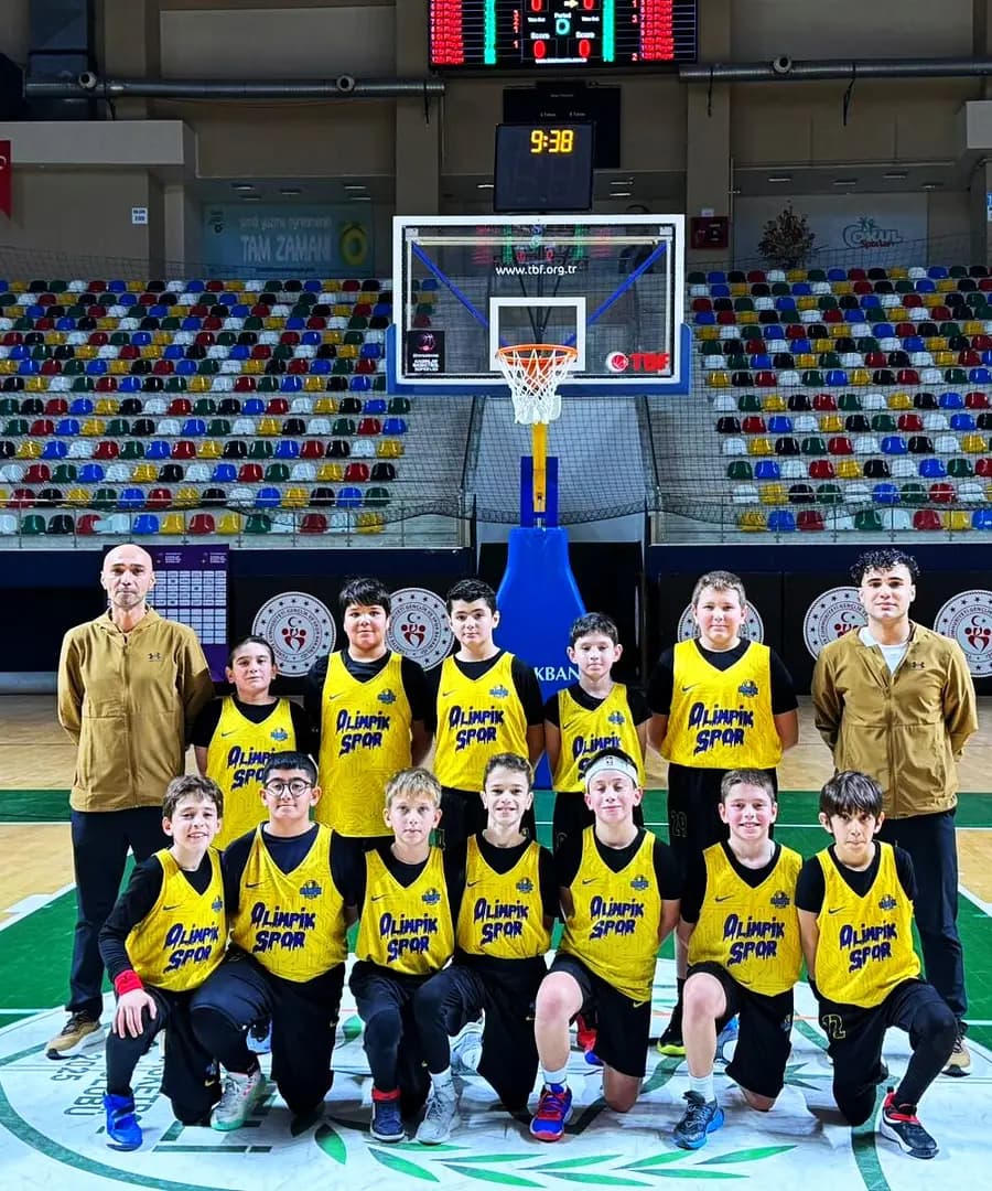 Olimpik Spor Kulübü sporcuları