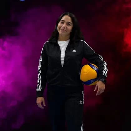 Gökçe Öztürk — Voleybol Eğitmeni